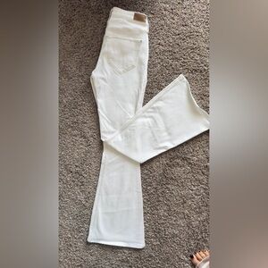Hollister Women's Cream Flare Jeans